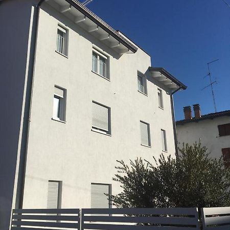 Villa Zaira Sorbara Esterno foto